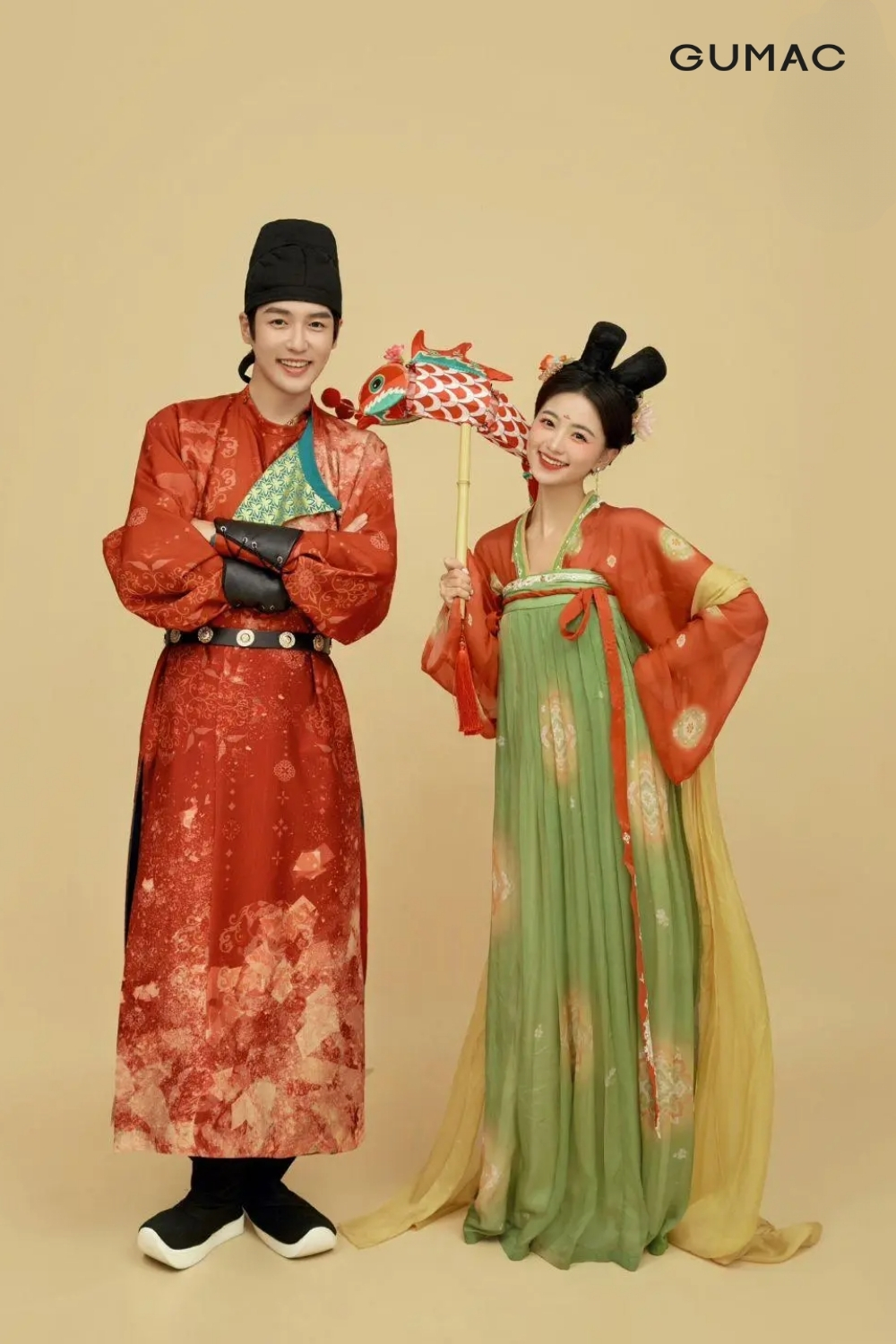 concept chup anh trung hoa couple