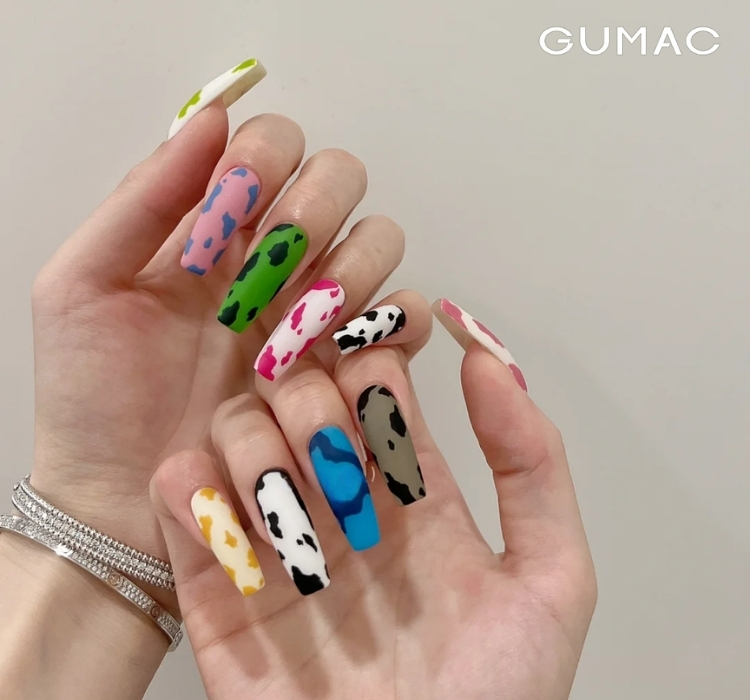 mau nail bo sua mau neon noi bat