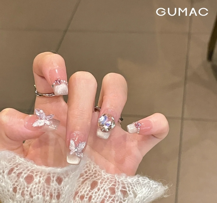 mau nail buom doc dao