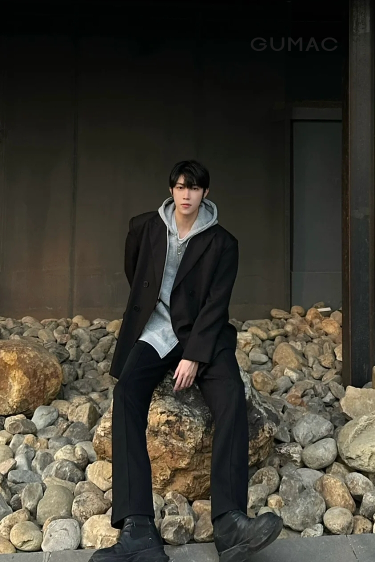Outfit blazer với style Hàn Quốc Outfit blazer với style Hàn Quốc