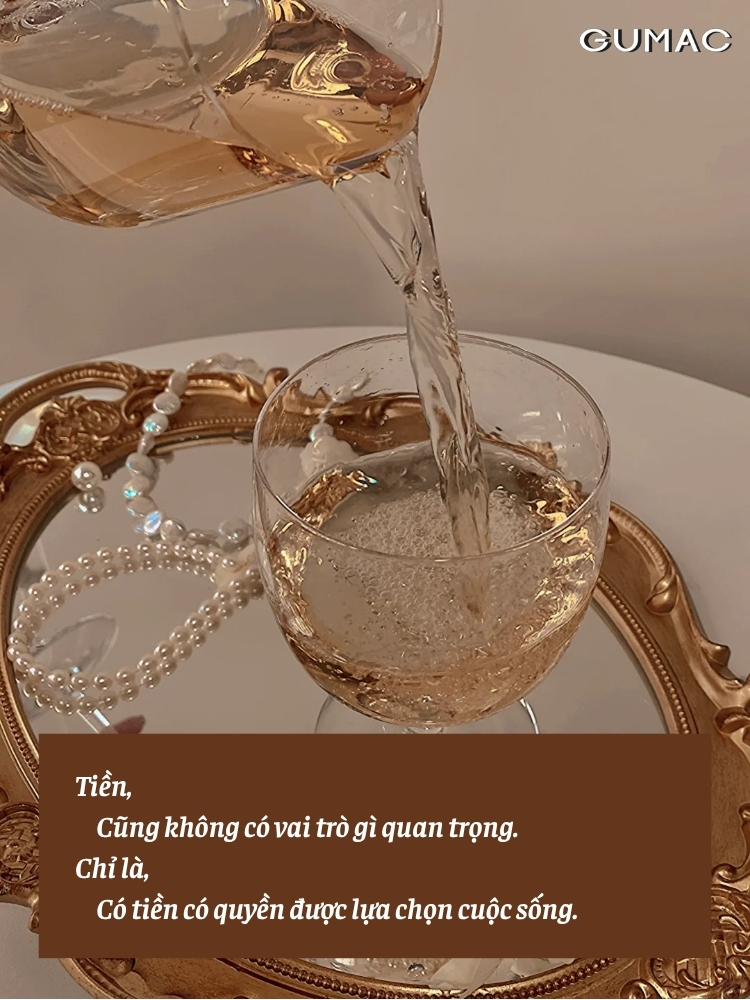 stt chat ve cuoc song xa hoi va tien bac