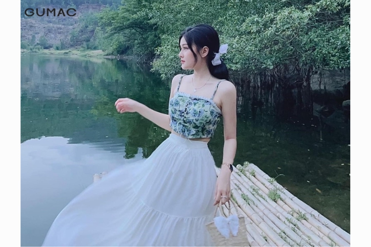 Chân váy kết hợp áo Corset Chân váy kết hợp áo Corset