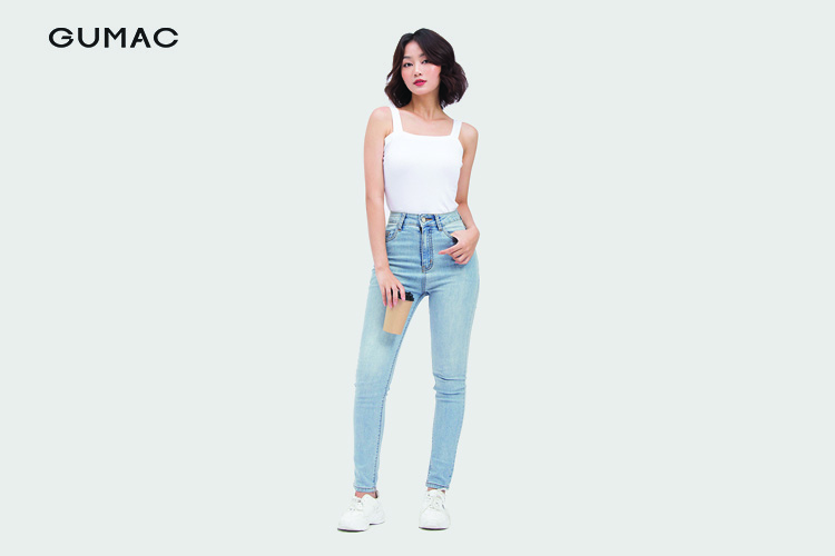Áo 2 dây kết hợp với quần jean cá tính Áo 2 dây kết hợp với quần jean cá tính