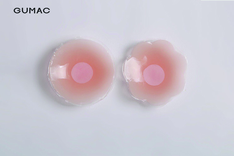 Sử dụng miếng dán ngực Sử dụng miếng dán ngực