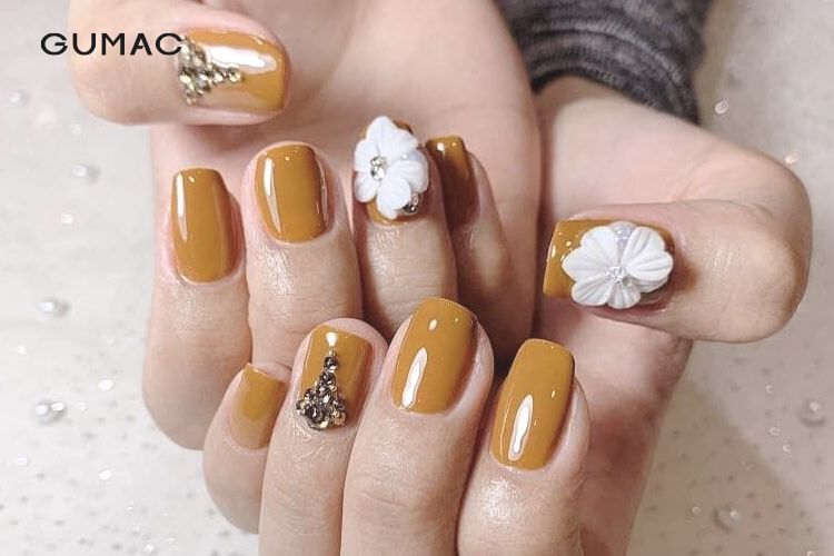 Các kiểu nail vàng nâu cá tính Các kiểu nail vàng nâu cá tính