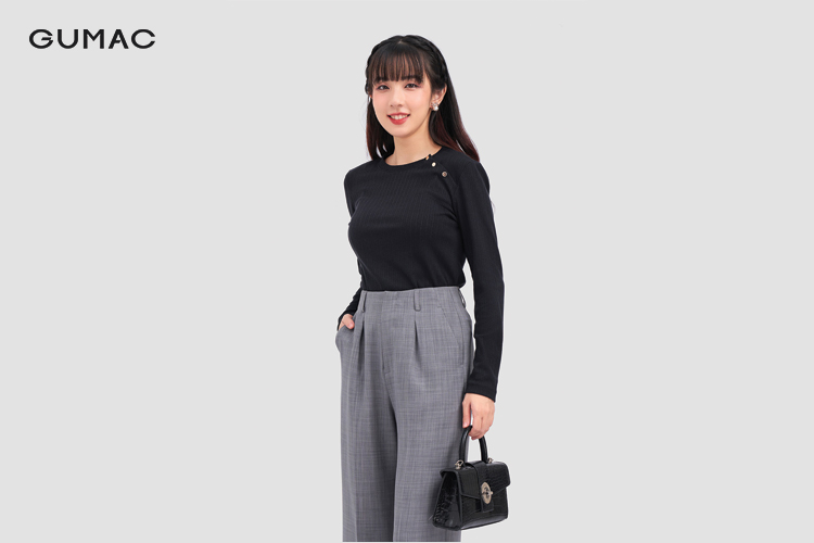 Quần cạp cao ống loe phối áo thun tay dài Quần cạp cao ống loe phối áo thun tay dài