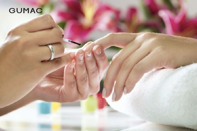 Sơn lót móng tay mua ở đâu Sơn lót móng tay mua ở đâu