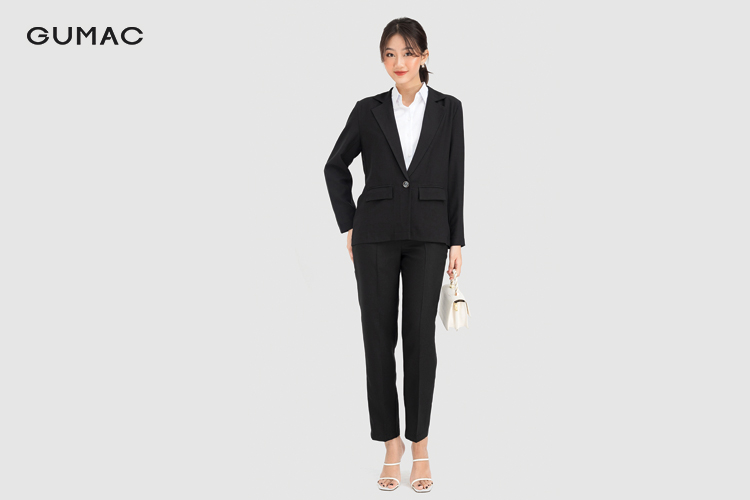Outfit quần tây kết hợp với áo blazer Outfit quần tây kết hợp với áo blazer