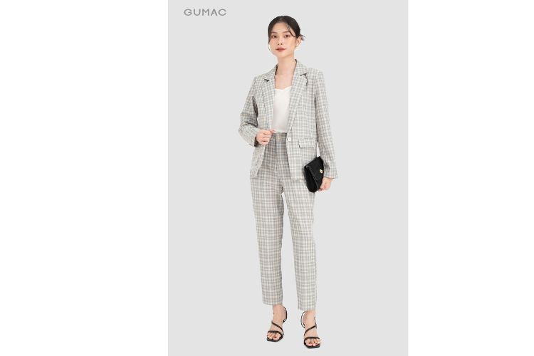 May comple nữ đẹp từ vải Polyester May comple nữ đẹp từ vải Polyester