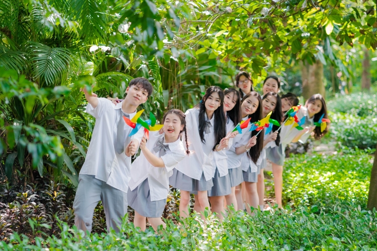 chụp hình tập thể ấn tượng