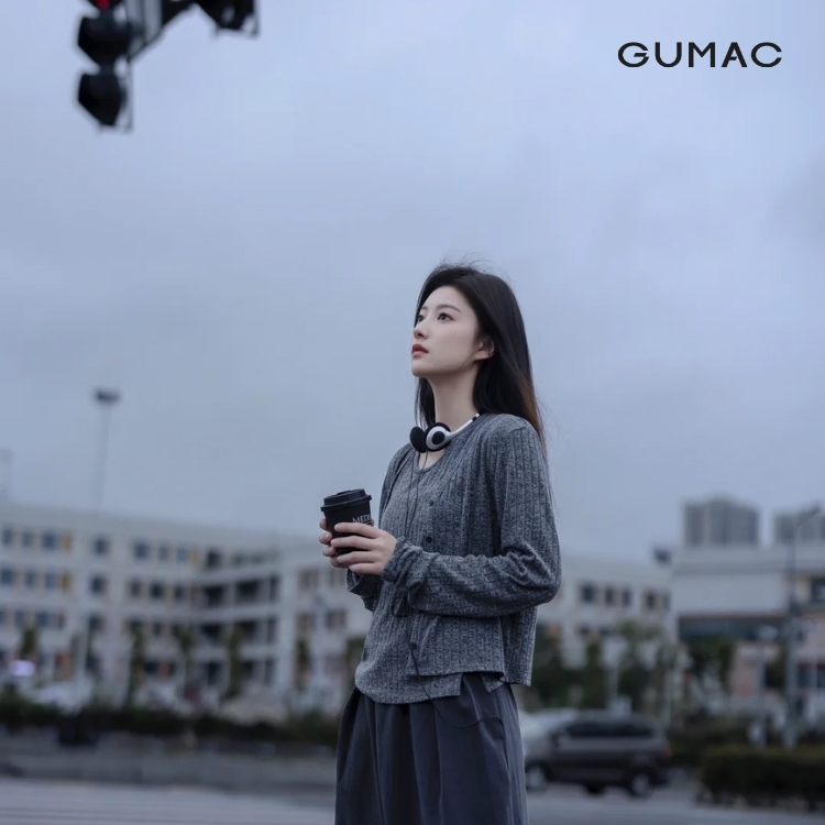 chup anh tam trang pho vang mot minh