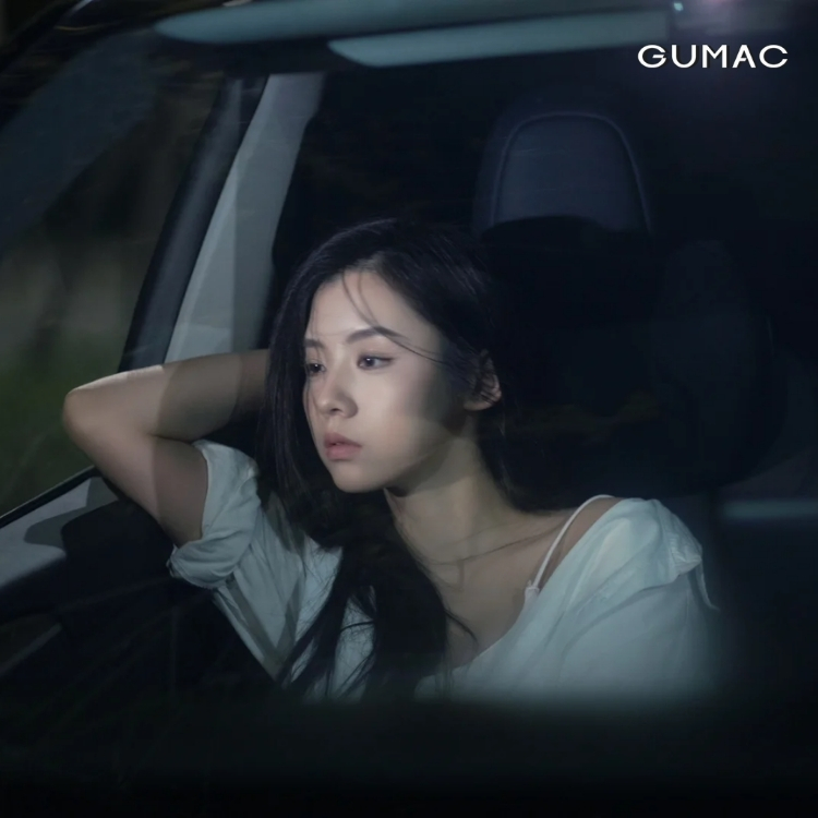 chup anh tam trang qua cua kinh