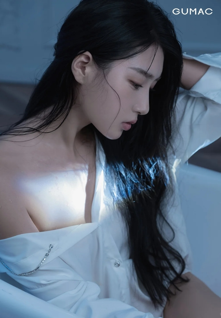 tao dang chup anh toc trong bon tam