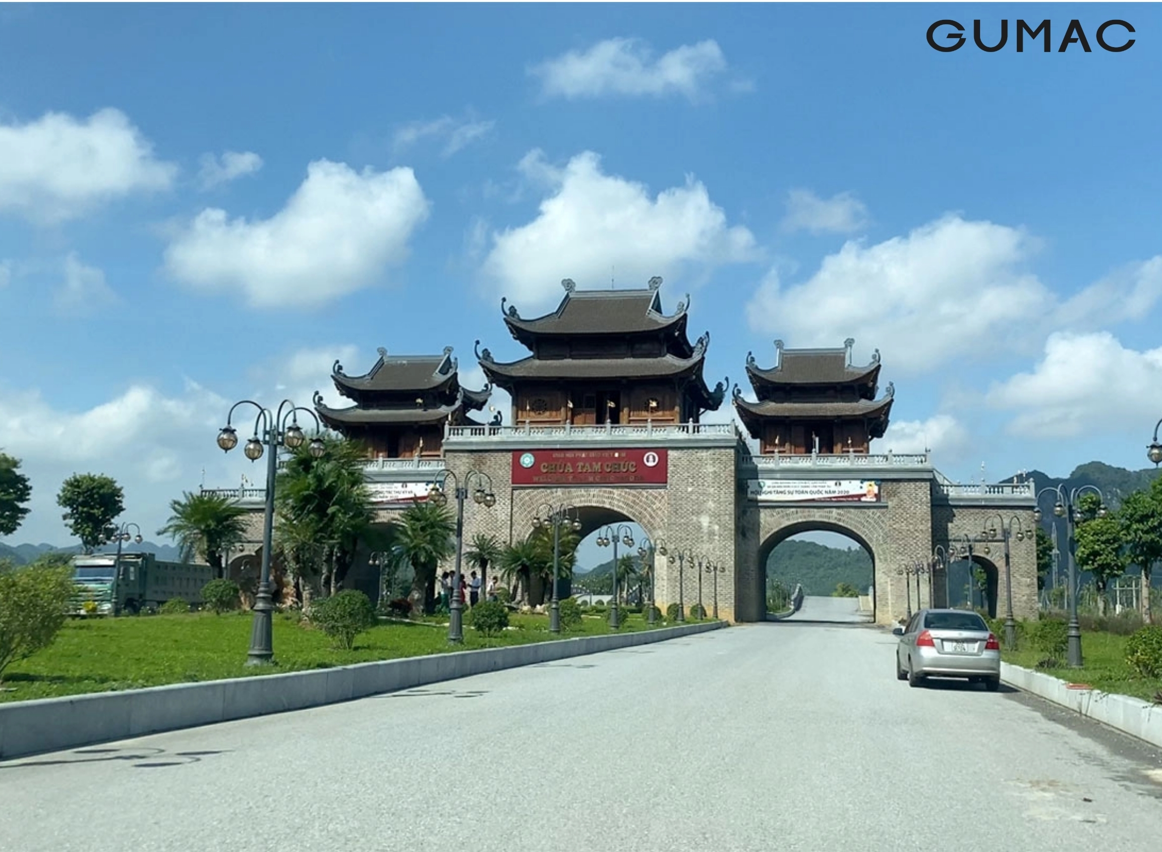Cổng Tam Quan