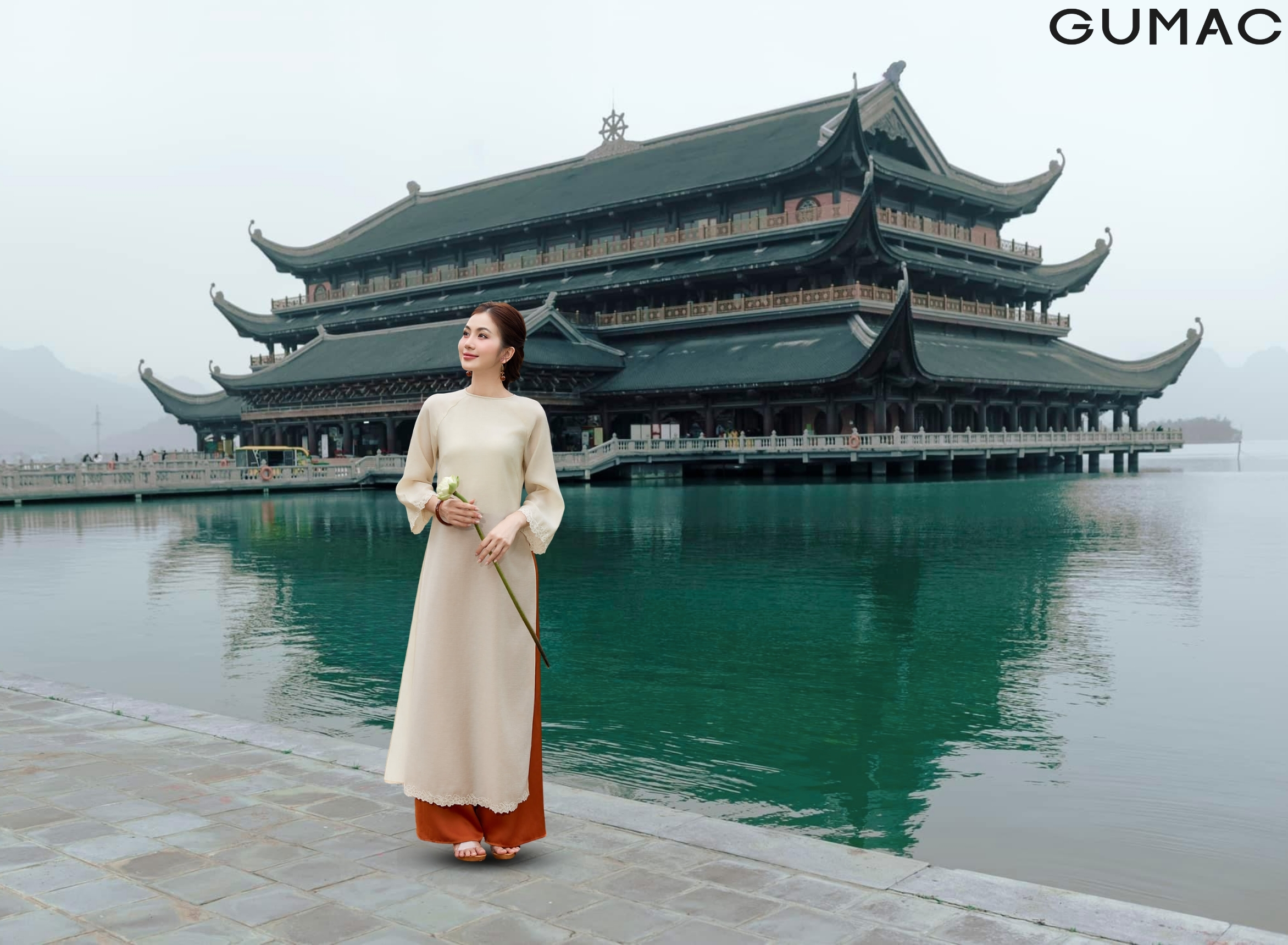 Đi Tam Chúc mặc áo dài GUMAC