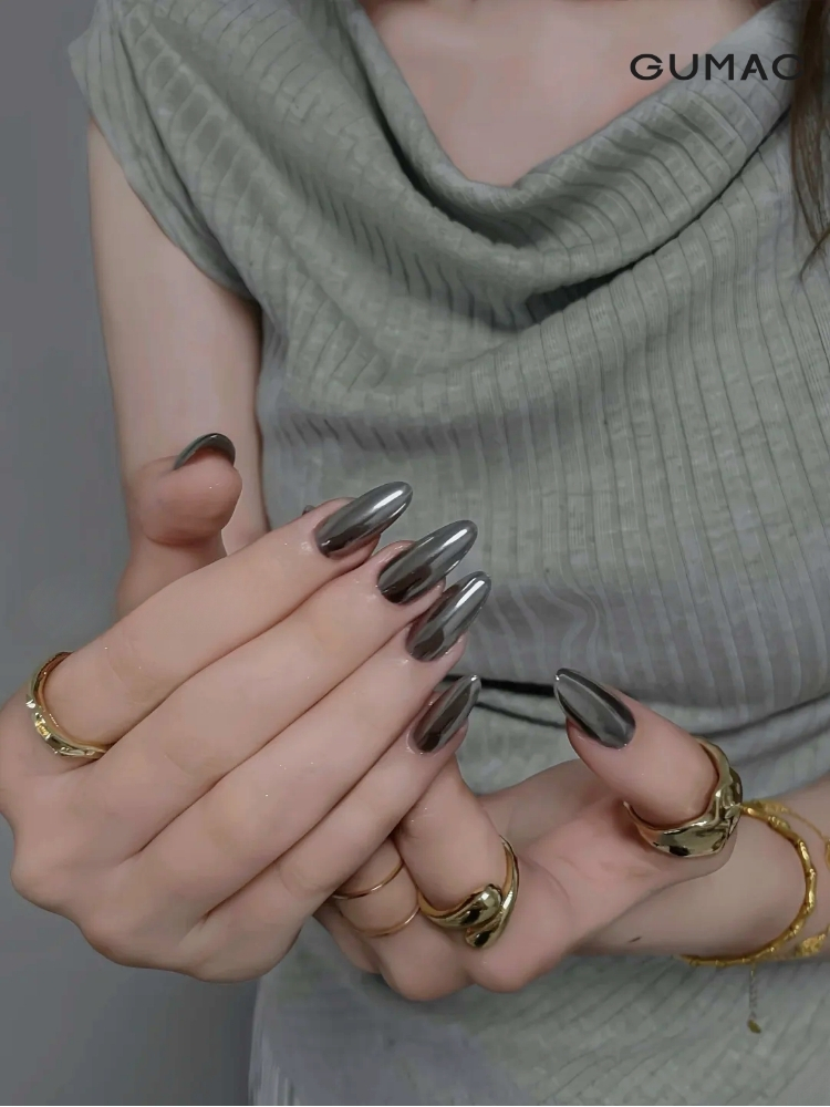 top nhung mau nail mau xam dep duoc ua chuong nhat