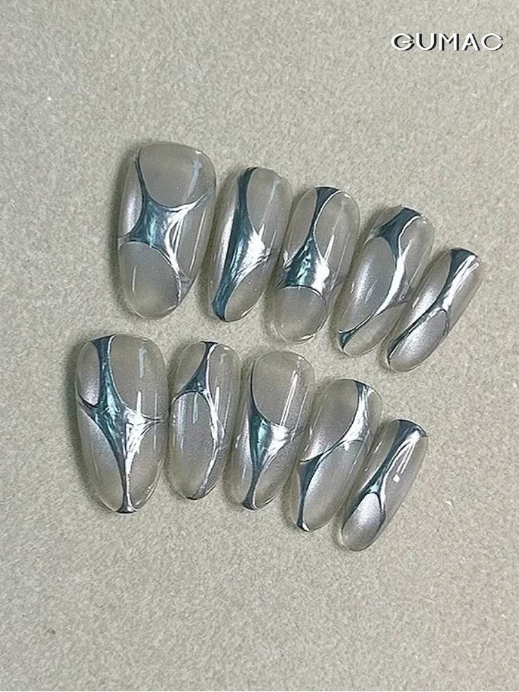 mau nail trang guong ca tinh hoa tiet noi