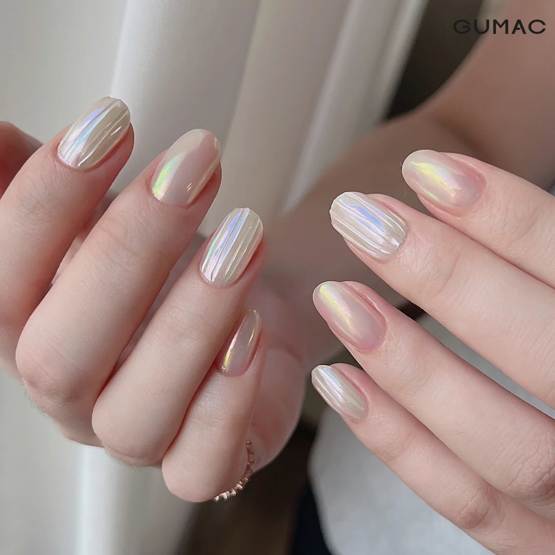 mau nail trang guong cuc quang doc la