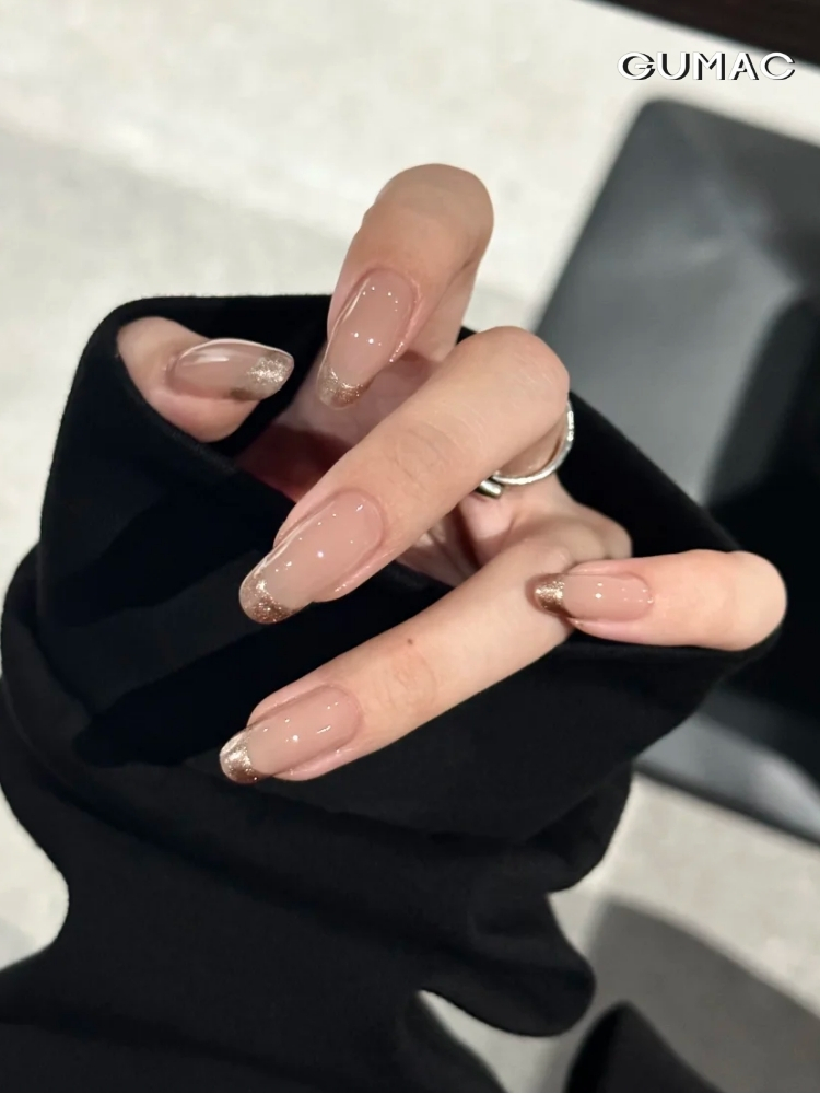 mau nail trang guong han quoc