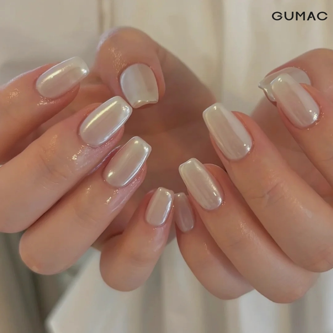 mau nail trang trang guong