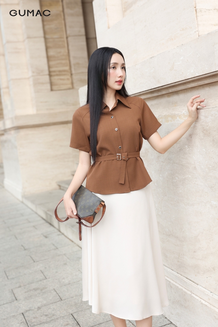 Áo sơ mi nữ chiết eo phối cùng chân váy