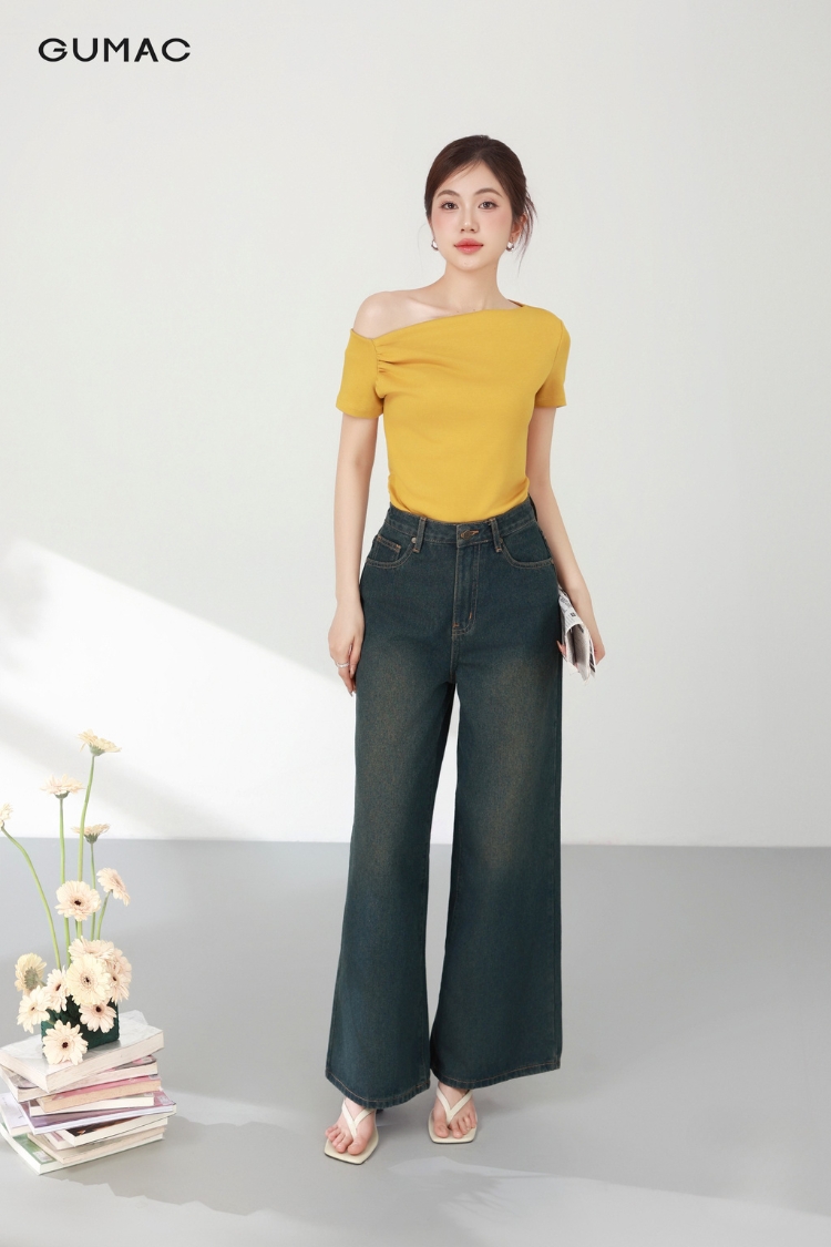 Kết hợp áo lệch vai quần jean