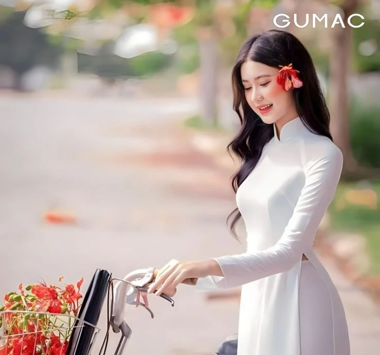 cach tao dang chup anh ao dai o san truong tu nhien