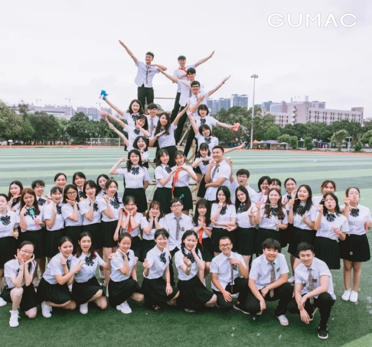 cach tao dang chup anh o truong hoc tap the vui tuoi