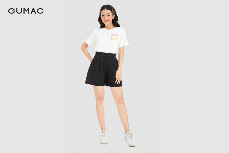 Áo thun nữ kết hợp với quần short
