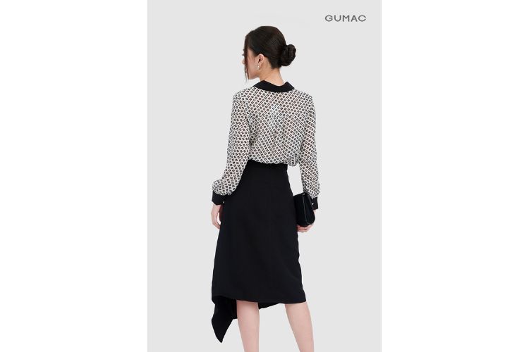 Phối chân váy cùng áo sơ mi