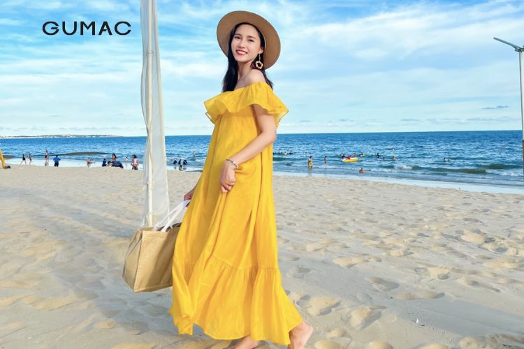 tránh những trang phục tối màu