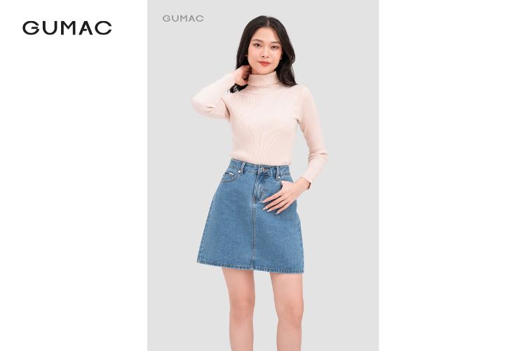 Chân váy dài với áo len