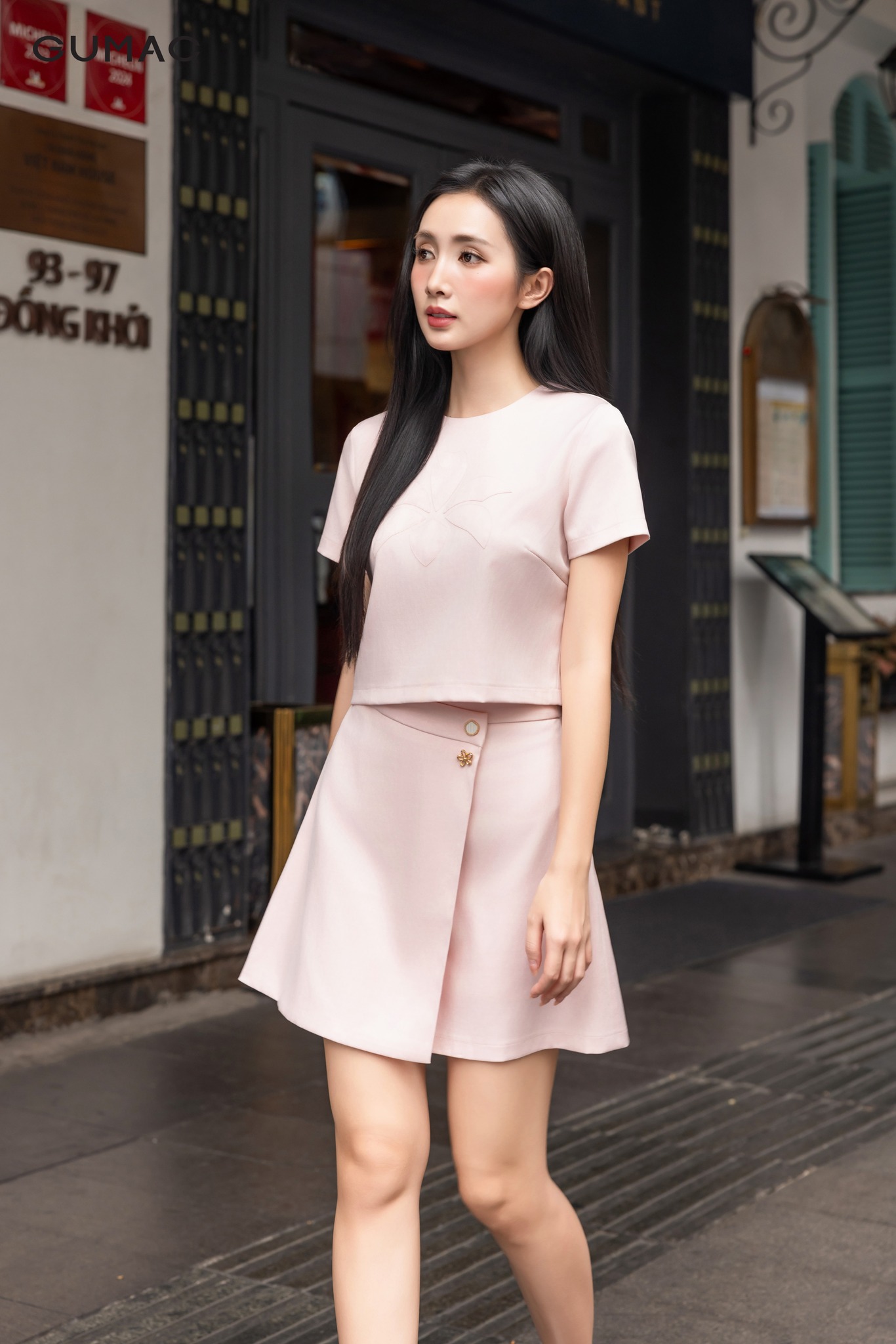 combo cho nang beo tu tin xuong pho trong mini concept mung dai le