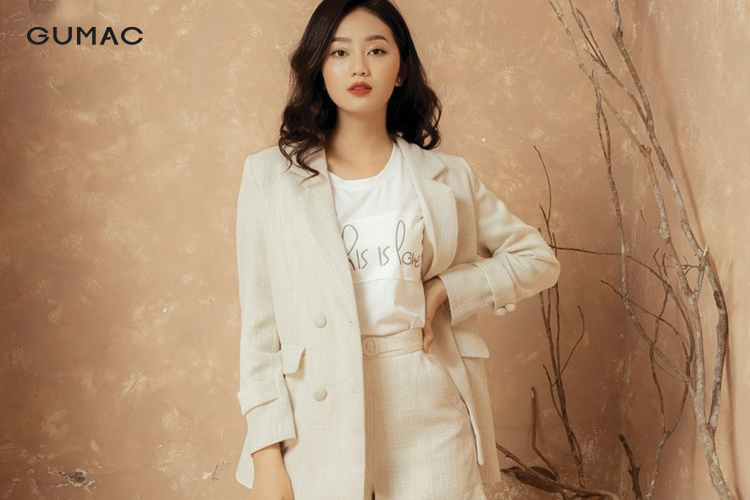 Áo blazer mặc với quần short
