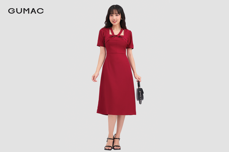 Tips phối đồ cắt xẻ cho dáng người hình chữ nhật&nbsp;