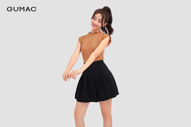 Trang phục Cut Out phần đùi&nbsp;