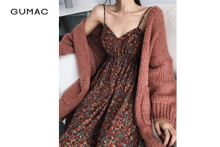 Đầm hoa nhí mix áo khoác cardigan điệu đà