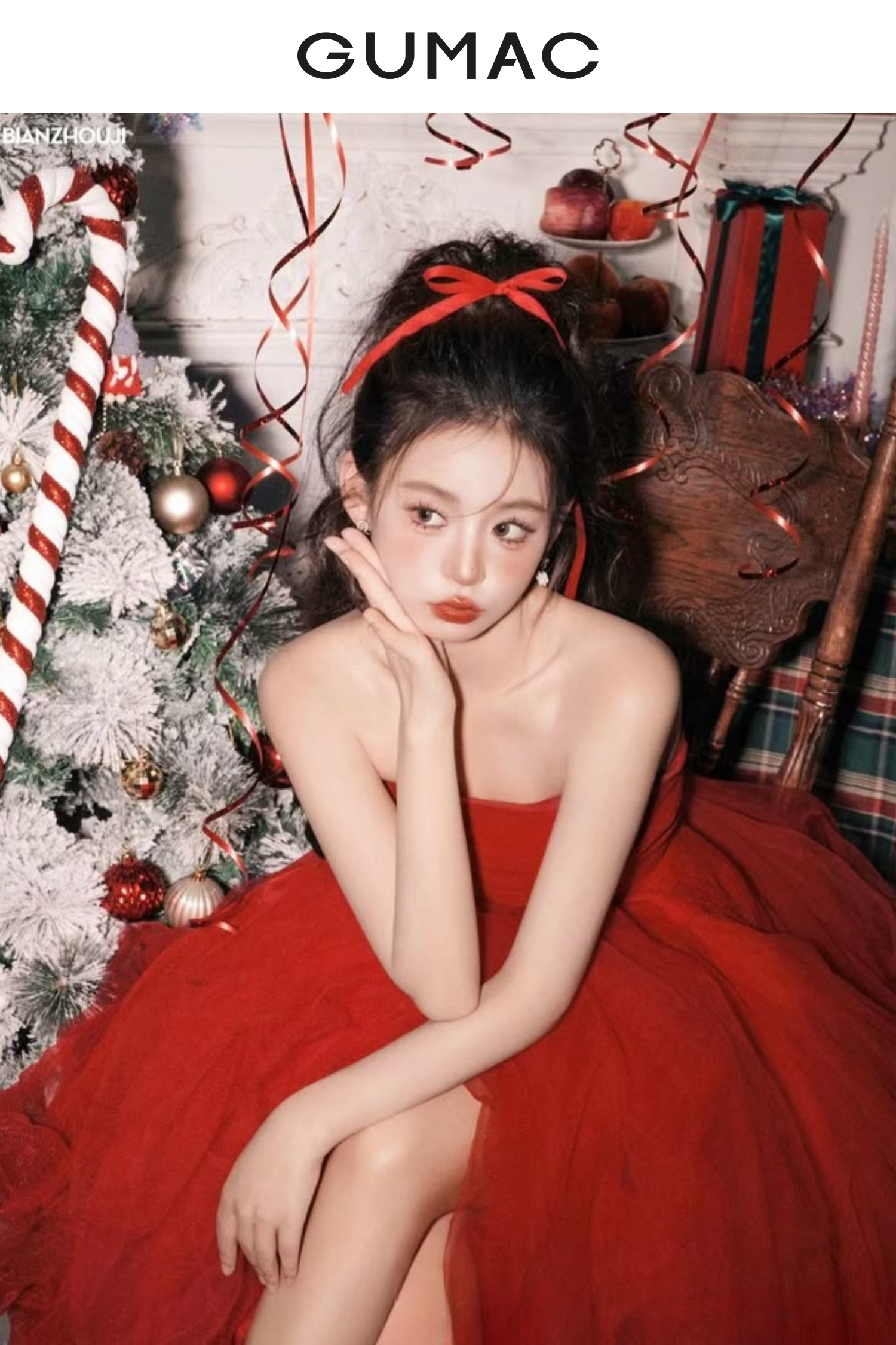pose dang chup anh noel phong cach sexy