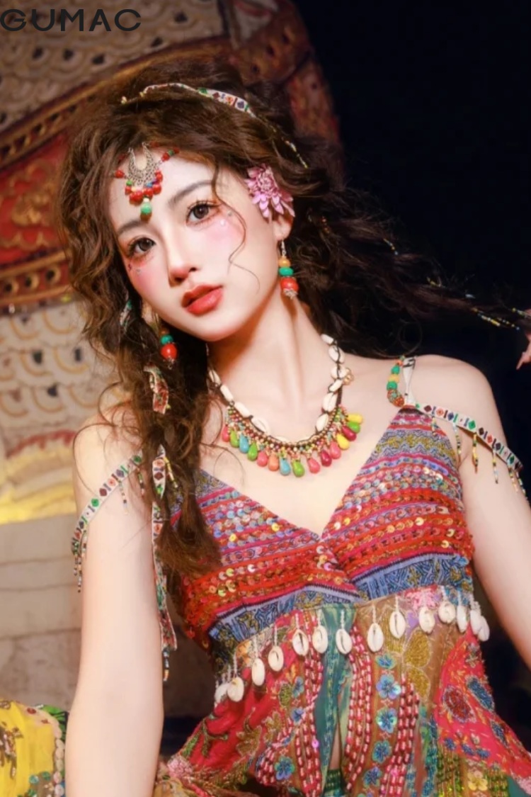 Kieu xoan hippie tet toc chinh goc