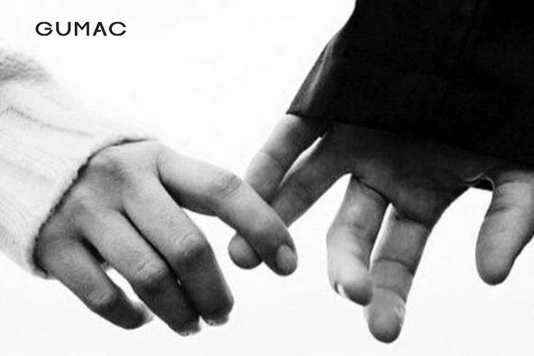 Mối quan hệ mập mờ, không xác định rõ ràng