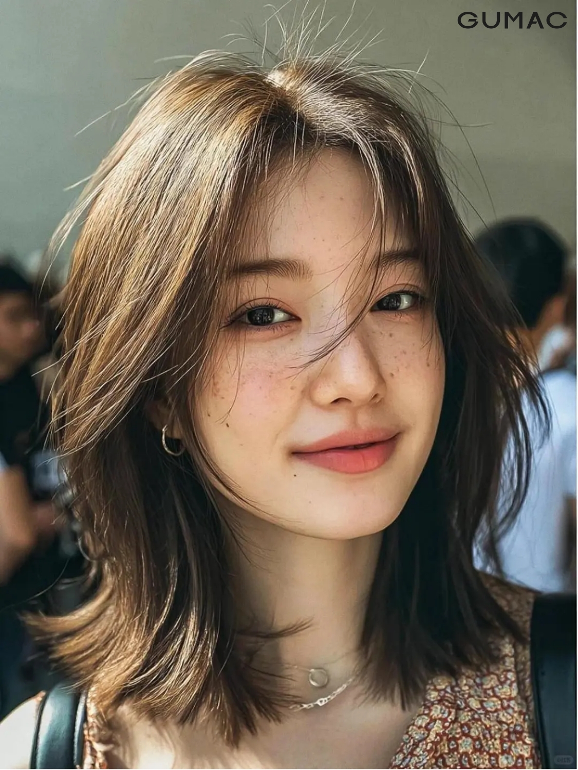 toc layer nu ngang bau